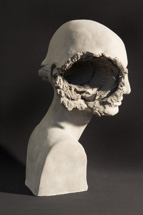 dunkelgrauer, gebrannter Ton, 40 x 20 x 20 cm