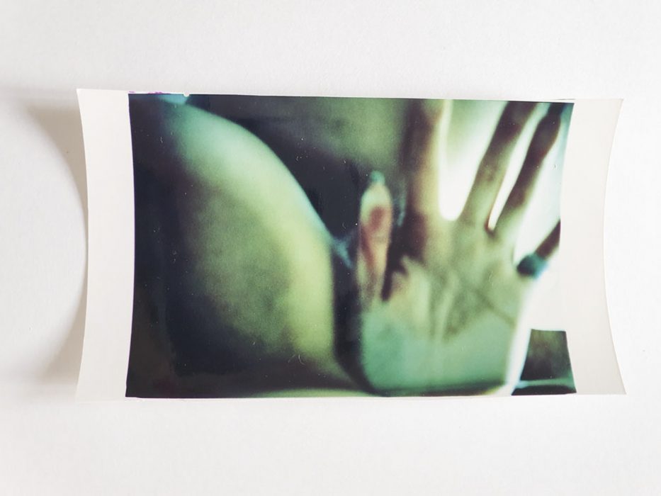 Digitales Foto vom Teil einer zerschnittenen, crossentwickelten Superrolle