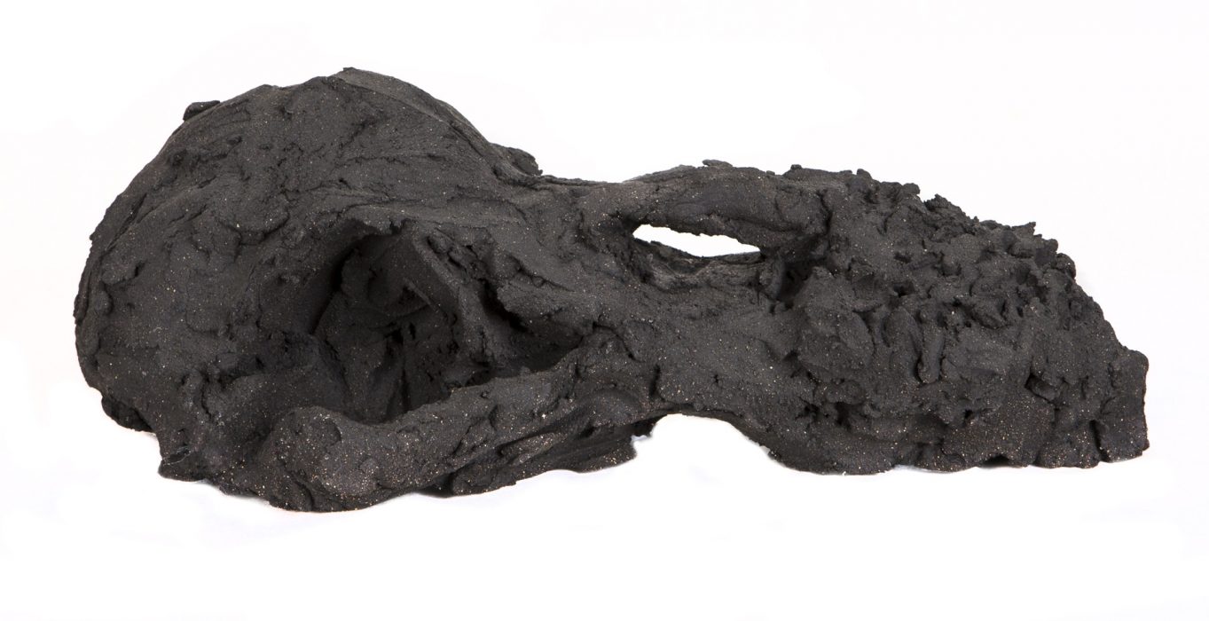 Dodo, 37 x 16 x 14 cm schwarzer, gebrannter Ton